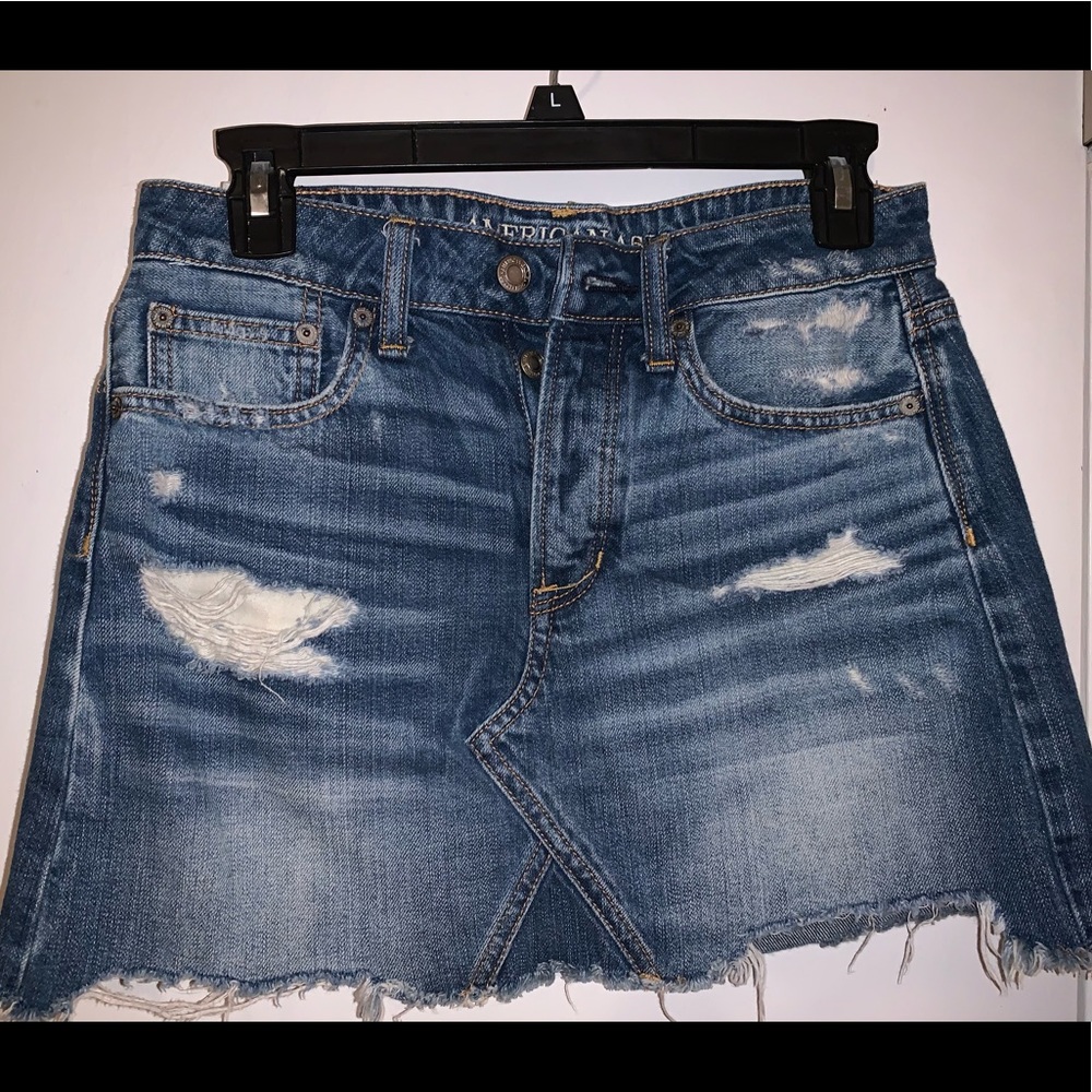 This is an American Eagle jean skirt size small